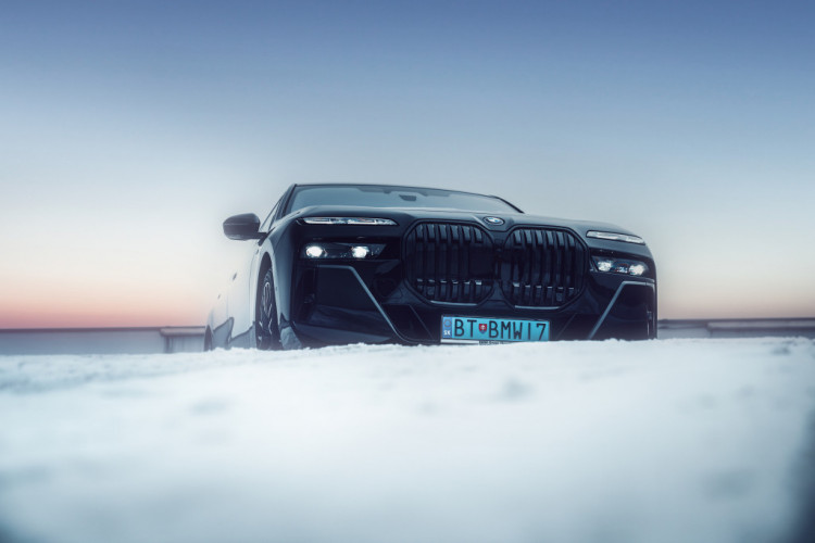 BMW i7 xDrive60 – Najlepšia luxusná limuzína súčasnosti?