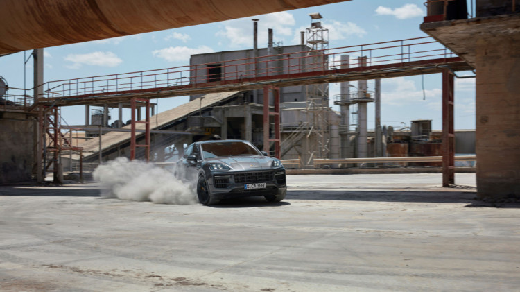 Porsche Cayenne Turbo E-Hybrid – Najvýkonnejší Cayenne je hybrid s nadváhou