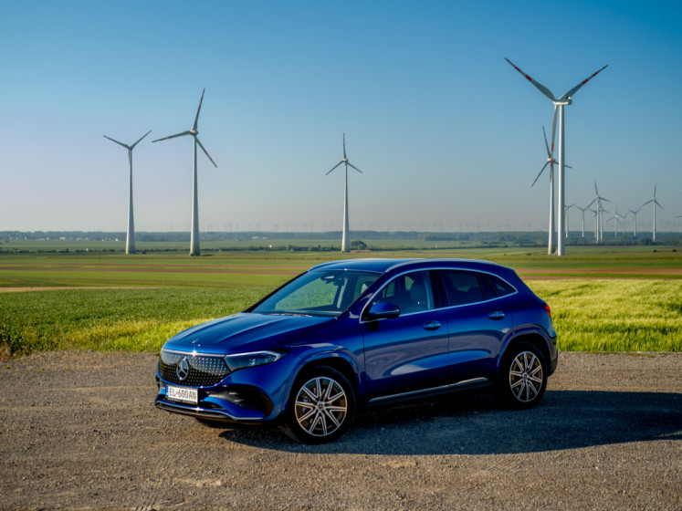 Mercedes-Benz EQA 350 4MATIC – Elektrický crossover s veľkou porciou výkonu