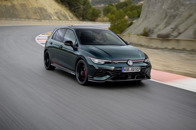 Prvá jazda Volkswagen Golf GTI EDITION 50 – Najrýchlejší Golf všetkých čias