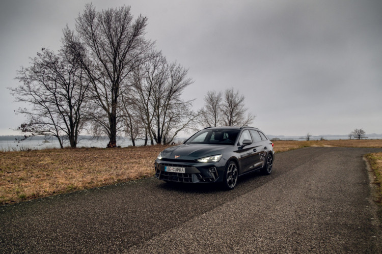 CUPRA Leon Sportstourer 2,0 TSI 4Drive – Buď CUPRA!