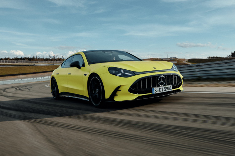 Nový Mercedes-AMG GT 4-Door Coupé: Elektrický športiak s charakterom osemvalca?